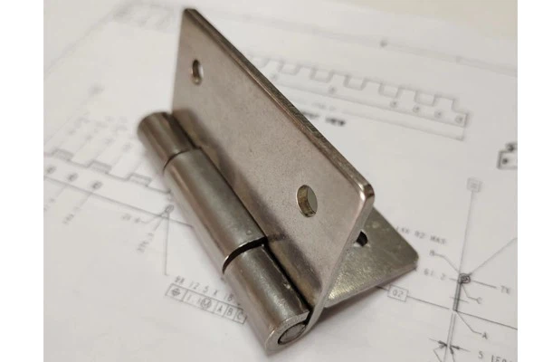 Cupboard Hinges