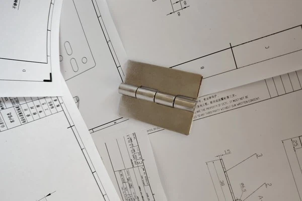 Four-section Hinge