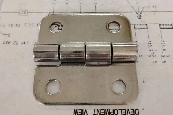 Hot-selling Metal Hinges For Doors And Windows in The EU: Used For The Connection And Rotation Of Doors And Windows, Commonly Found in Homes And Buildings